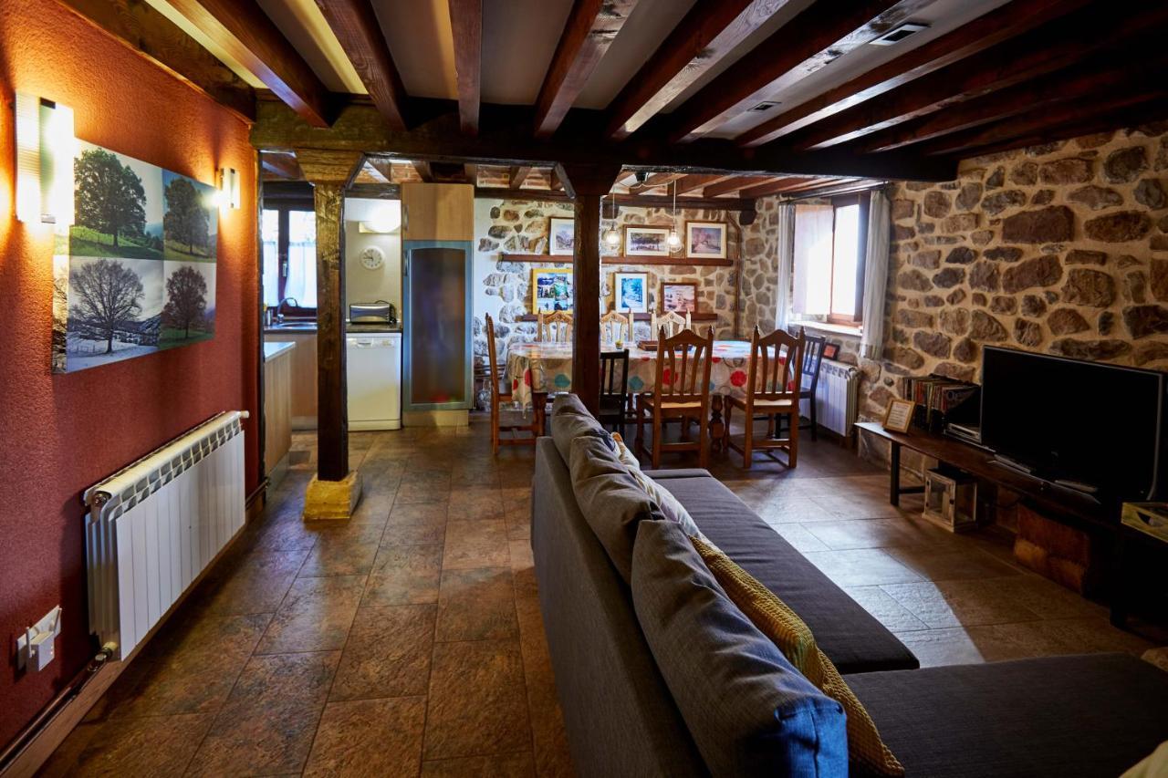 Sendero Del Saja-Besaya Guest House Cobejo Exterior foto
