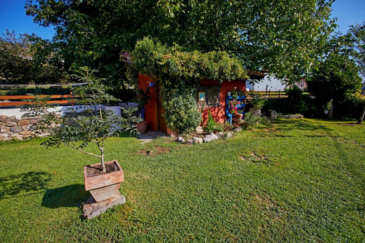 Sendero Del Saja-Besaya Guest House Cobejo Exterior foto